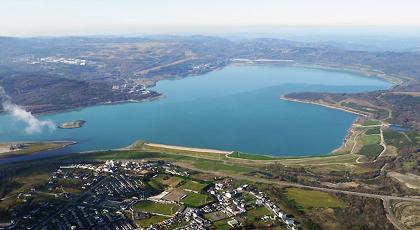 El gran lago artificial de Galicia